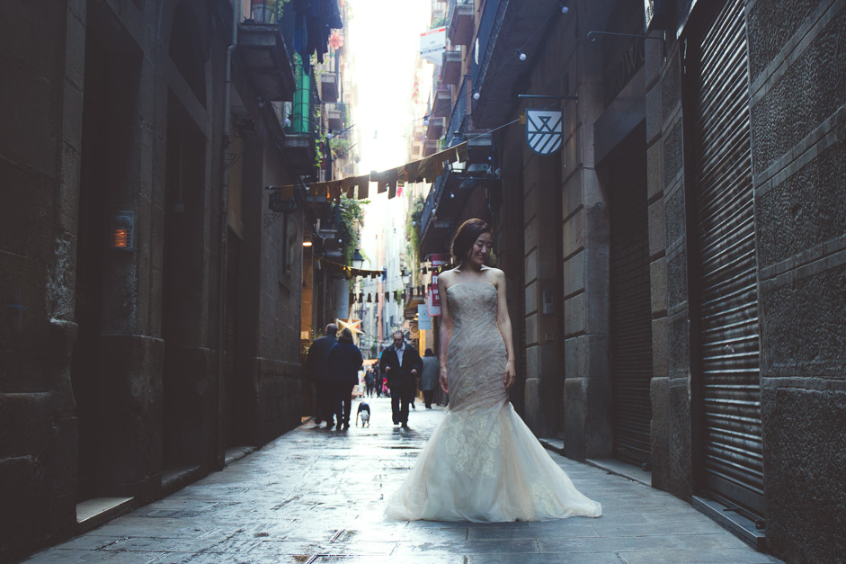 Destination Wedding photographer Barcelona