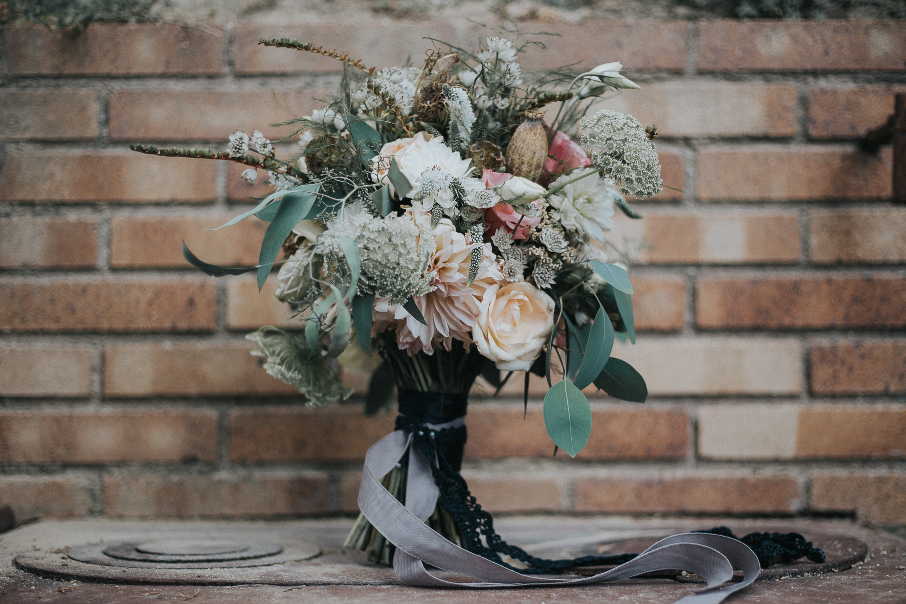 wedding bouquet flower cap